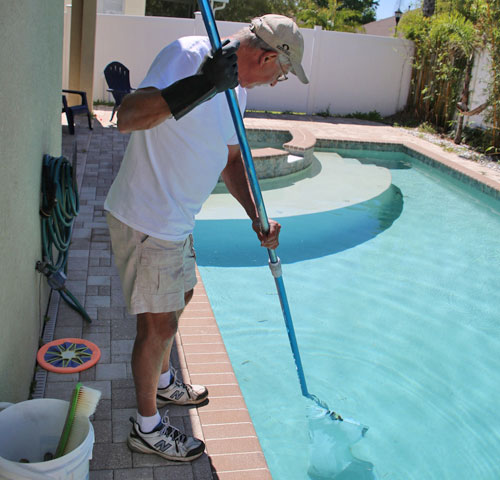 green pool algae cleaning in riverview fl